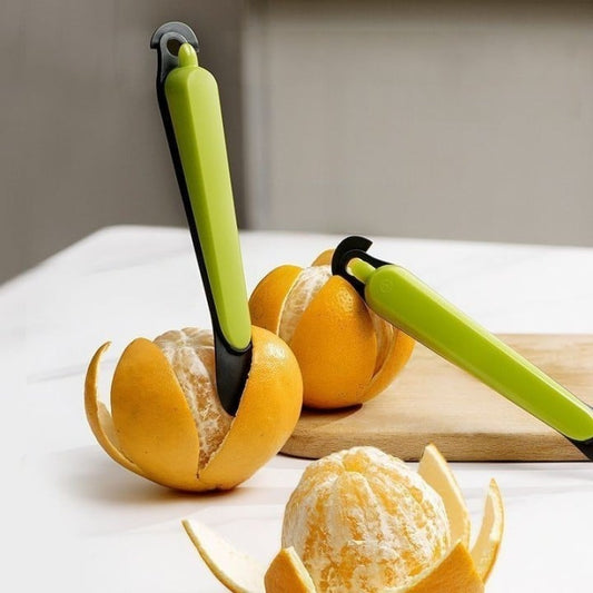 Multifunktionellt verktyg för fruktskalning i köket